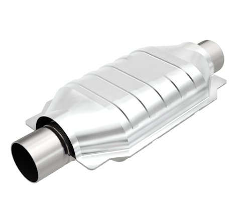 MagnaFlow Conv Univ 2.5in Inlet/Outlet Center/Center Oval 12in Body L x 7in W x 16in Overall L