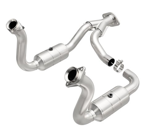 Magnaflow Conv DF 08-10 Ford F-250/F-250 SD/F-350/F-350 SD 5.4L/6.8L / F-450 SD 6.8L Y-Pipe Assembly