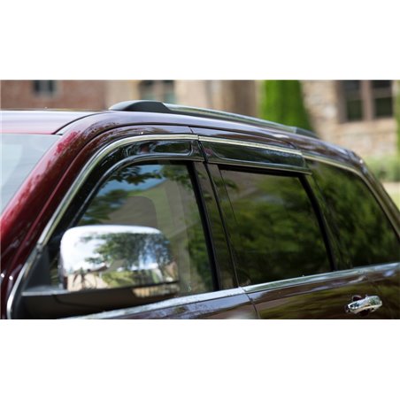 AVS 21-22 Nissan Rogue Ventvisor Low Profile Window Deflectors 4pc - Smoke w/Chrome Trim