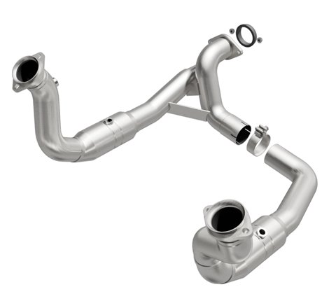 MagnaFlow Conv Direct Fit 11-14 Ford F-250 Super Duty / 350 Super Duty V8 6.2L