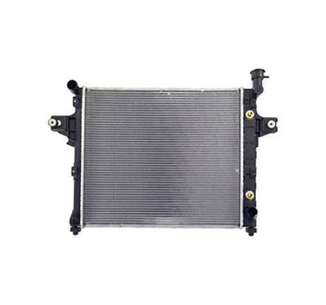 Omix Radiator- 01-04 Grand Cherokee 4.7L