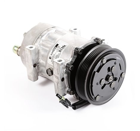 Omix Compressor AC- 91-96 XJ/YJ 2.5L