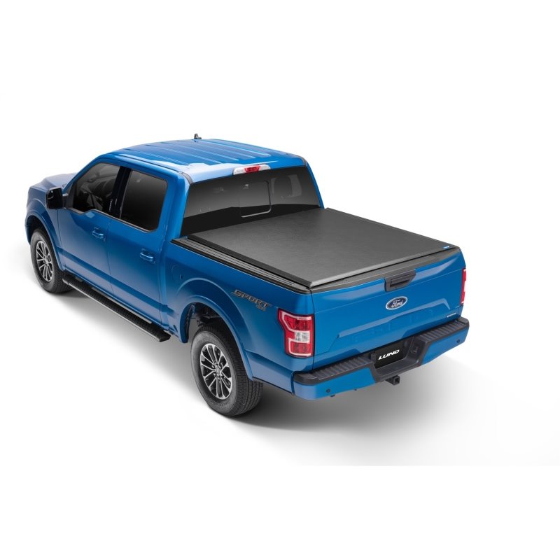 Lund 21+ Ford F-150 (5.5ft. Bed) Genesis Tri-Fold Tonneau Cover - Black