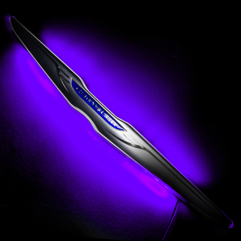 Oracle Chrysler Illuminated LED Sleek Wing - UV/Purple