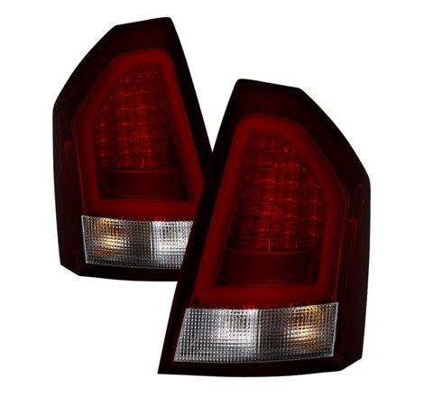 Spyder 05-07 Chrysler 3000C Verison 2 Light Bar LED Tail Lights - Red Clear (ALT-YD-C305V2-LED-RC)