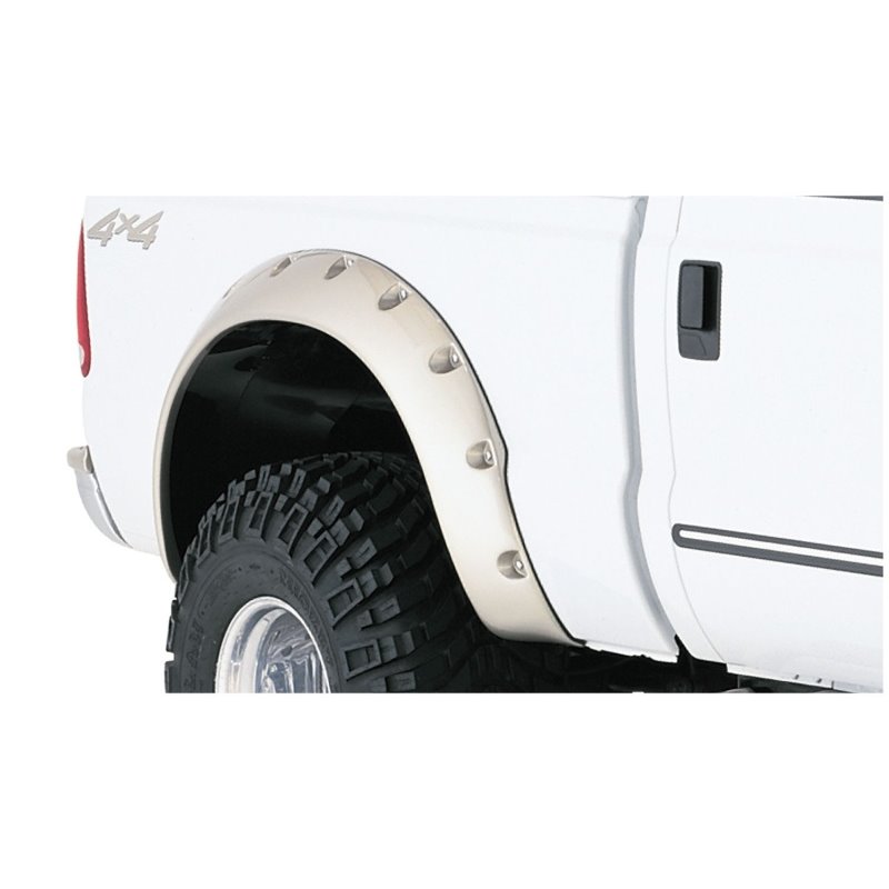 Bushwacker 99-10 Ford F-250 Super Duty Styleside Cutout Style Flares 2pc 81.0in Bed - Black