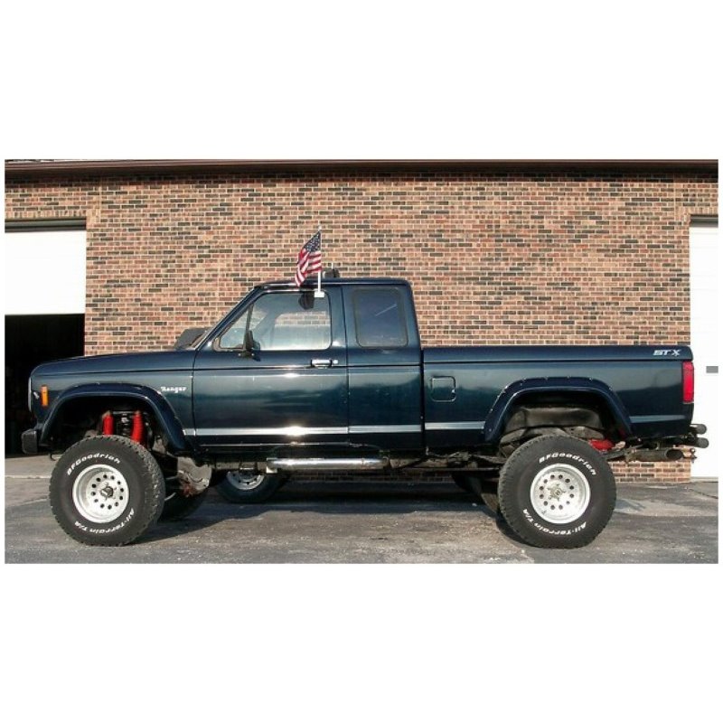 Bushwacker 84-88 Ford Bronco II Cutout Style Flares 2pc - Black