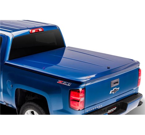 UnderCover 2019 Ford Ranger 5ft Lux Bed Cover - Magnetic Effect