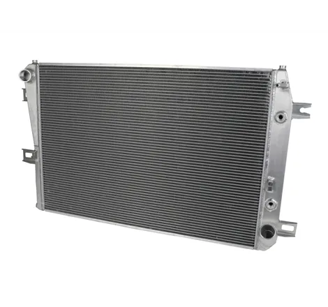 aFe BladeRunner Street Series Tube & Fin Aluminum Radiator 06-10 GM Diesel Trucks 6.6L V8