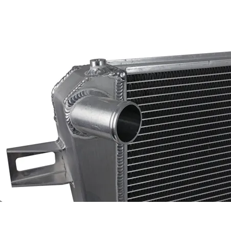 aFe BladeRunner Street Series Tube & Fin Aluminum Radiator 06-10 GM Diesel Trucks 6.6L V8